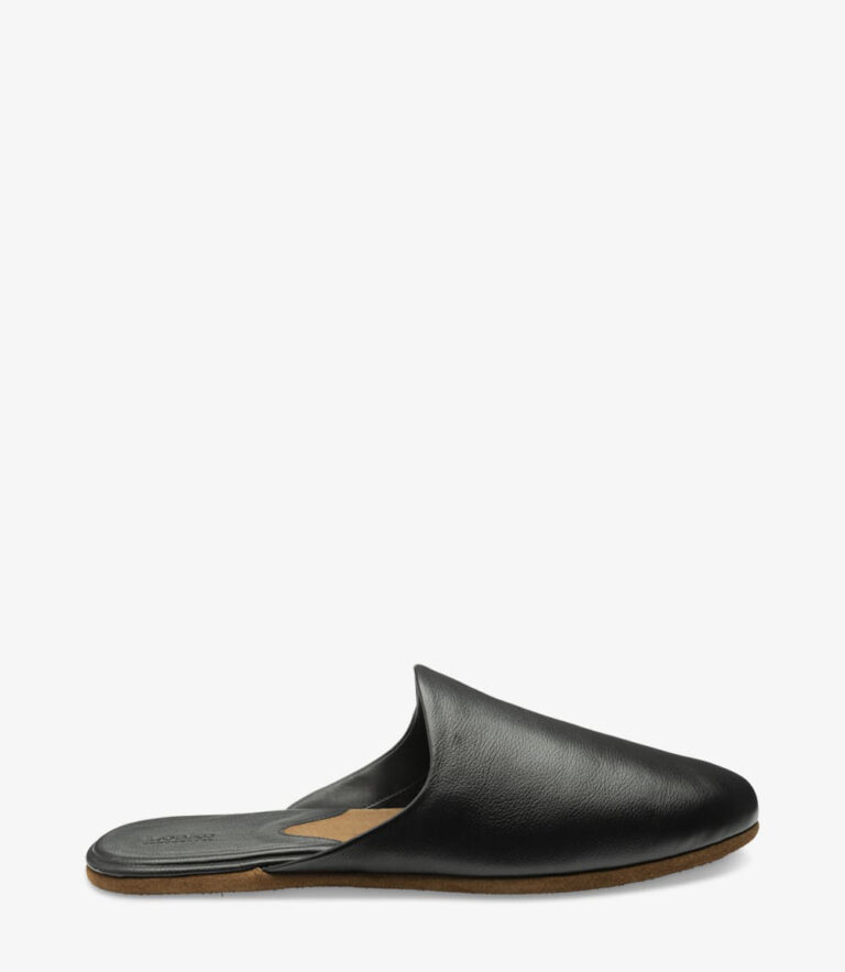 loake Garrick Slippers Black Grain Calf Leather
