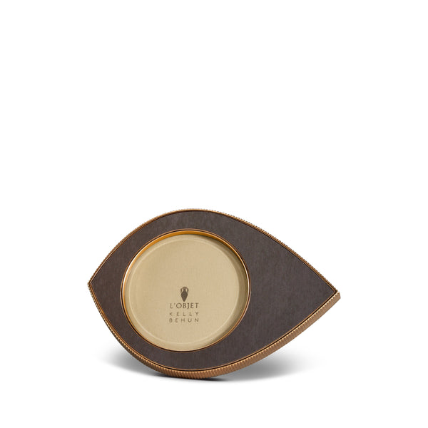 l'objet Kelly Behun Wide Eye Frame