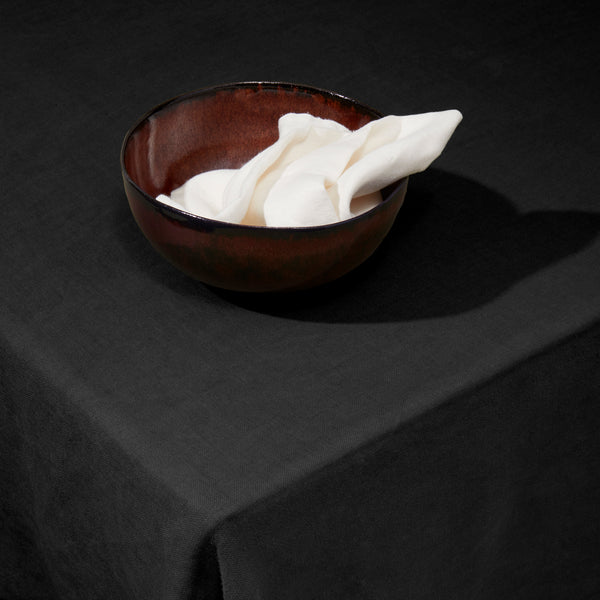 L'objet Linen Sateen Tablecloth - Black
