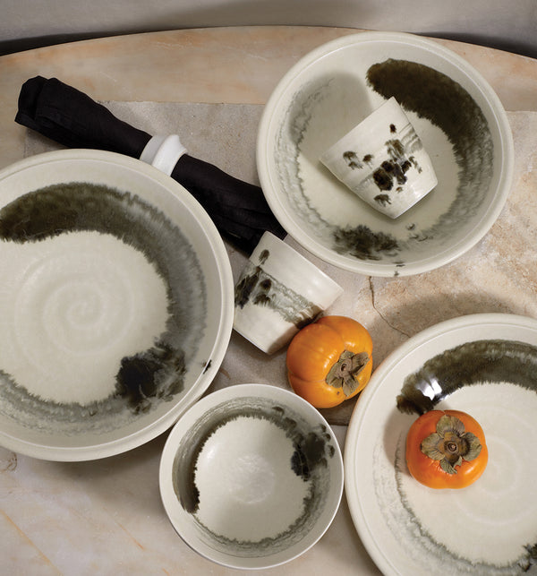 L'objet Sumi Brush Dinner Plate