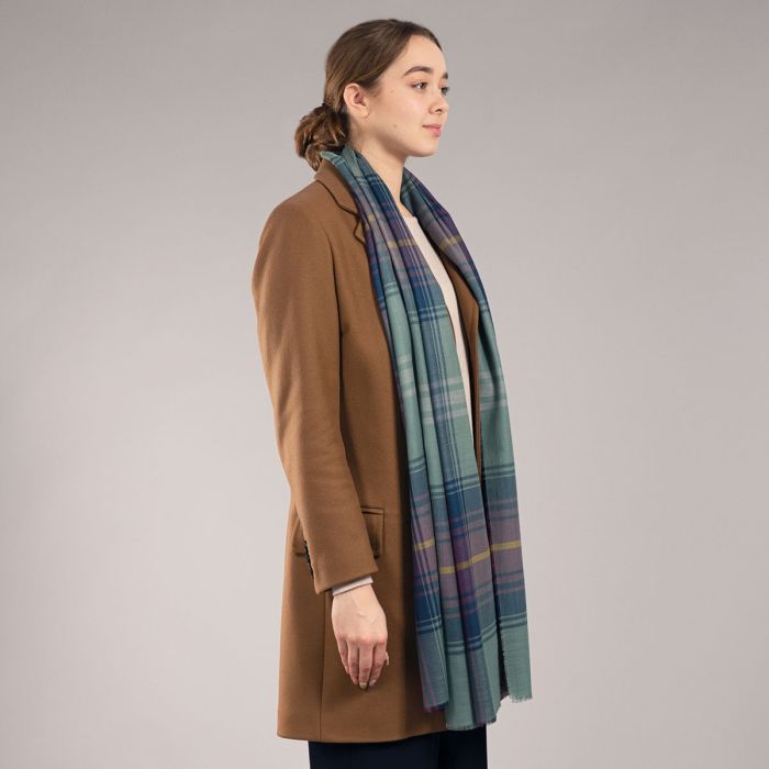 Lochcarron Of Scotland Alba Hame Extra Fine Merino Tartan Stole