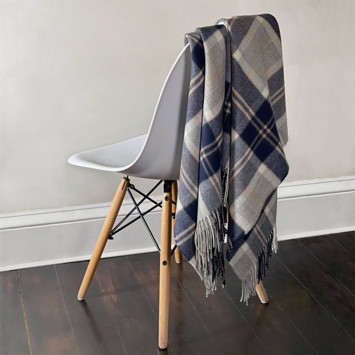 Lochcarron Of Scotland Bannockbane Grey Tartan Lambswool Blanket