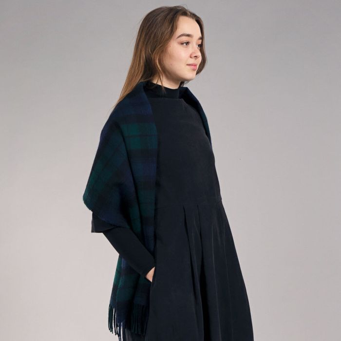 Lochcarron Of Scotland Bobbie Black Watch Modern Tartan Lambswool Stole