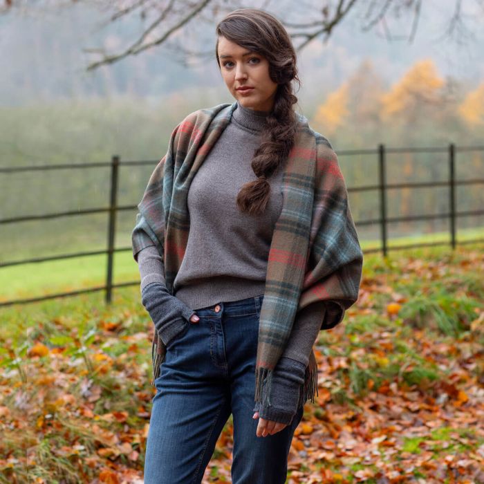 Lochcarron Of Scotland Bobbie Lochcarron Hunting Weathered Tartan Lambswool Stole