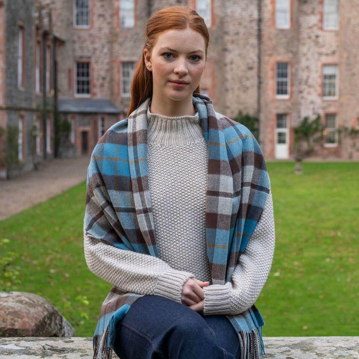 Lochcarron Of Scotland Bobbie Rose Hunting Grey Tartan Lambswool Stole