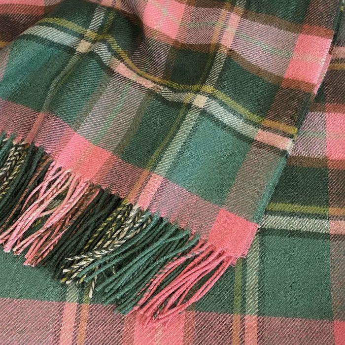 Lochcarron Of Scotland Bruce Of Kinnaird Antique Tartan Lambswool Poncho