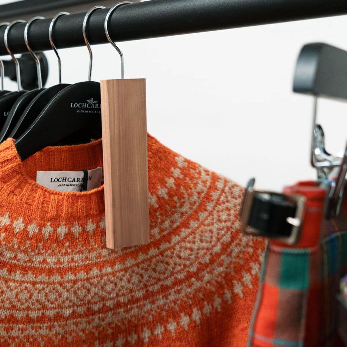 Lochcarron Of Scotland Cedarwood Anti Moth Hanging Blocks - Pack Of 6