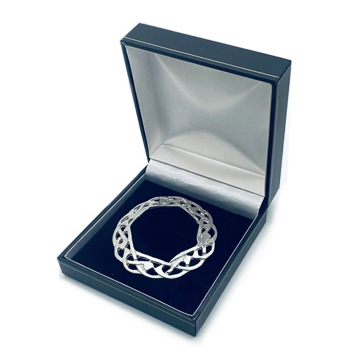 Lochcarron Of Scotland Celtic Knot Plaid Large Brooch In Polished Pewter