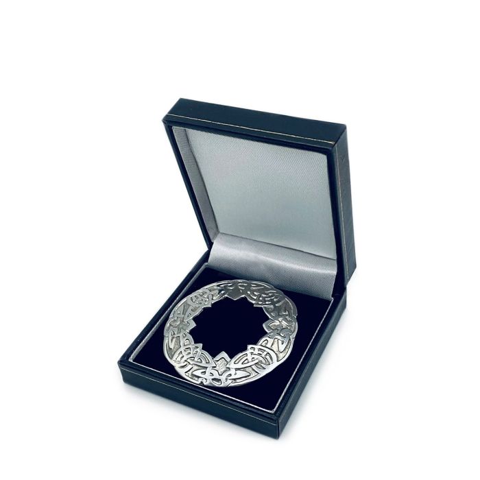 Lochcarron Of Scotland Celtic Knot Small Brooch In Polished Pewter