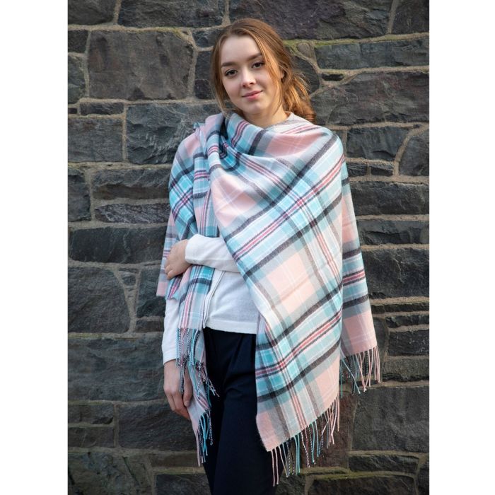 Lochcarron Of Scotland Diana Princess Of Wales Memorial Rose Tartan Lambswool Serape