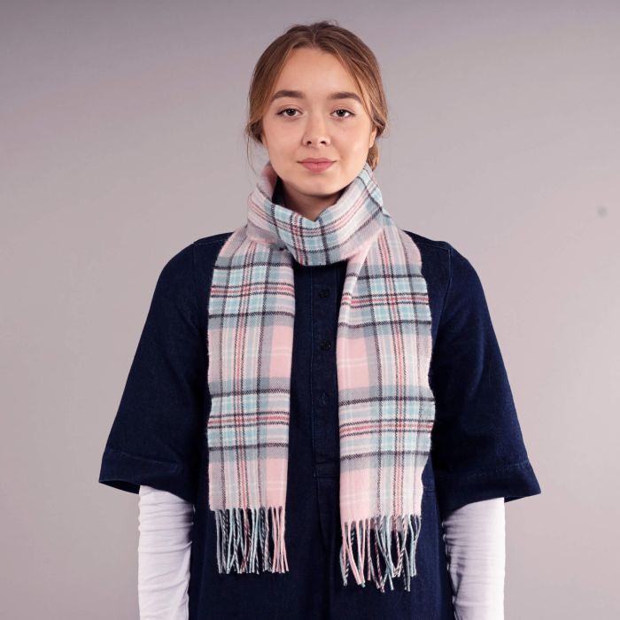 Lochcarron Of Scotland Diana Princess Of Wales Memorial Rose Tartan Lambswool Scarf