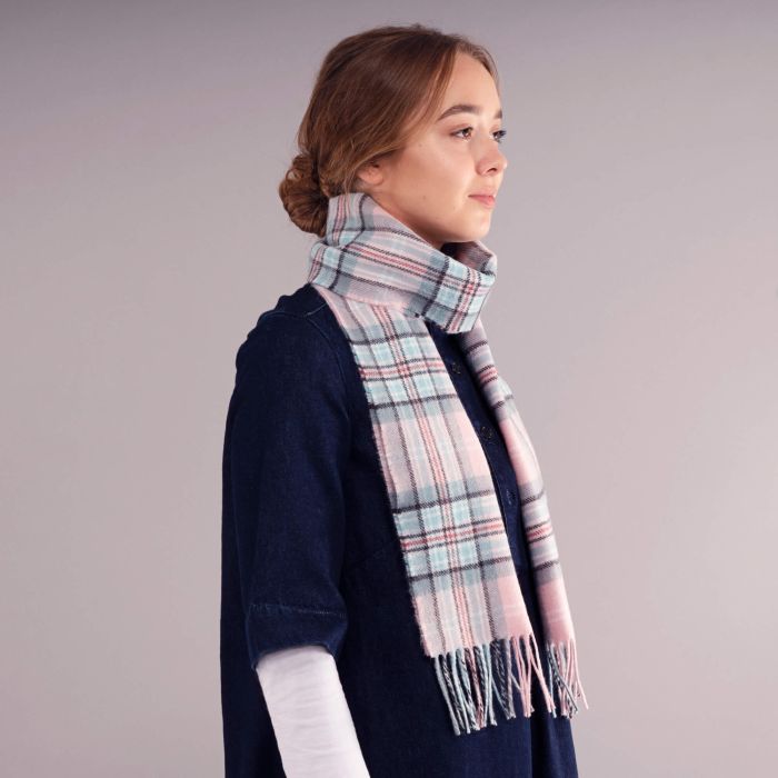 Lochcarron Of Scotland Diana Princess Of Wales Memorial Rose Tartan Lambswool Scarf