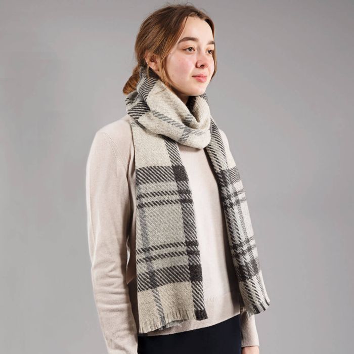 Lochcarron Of Scotland Fearne British Wool Cranston Pearl Scarf