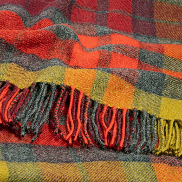 Lochcarron Of Scotland Georgia Buchanan Berry Tartan Lambswool Poncho