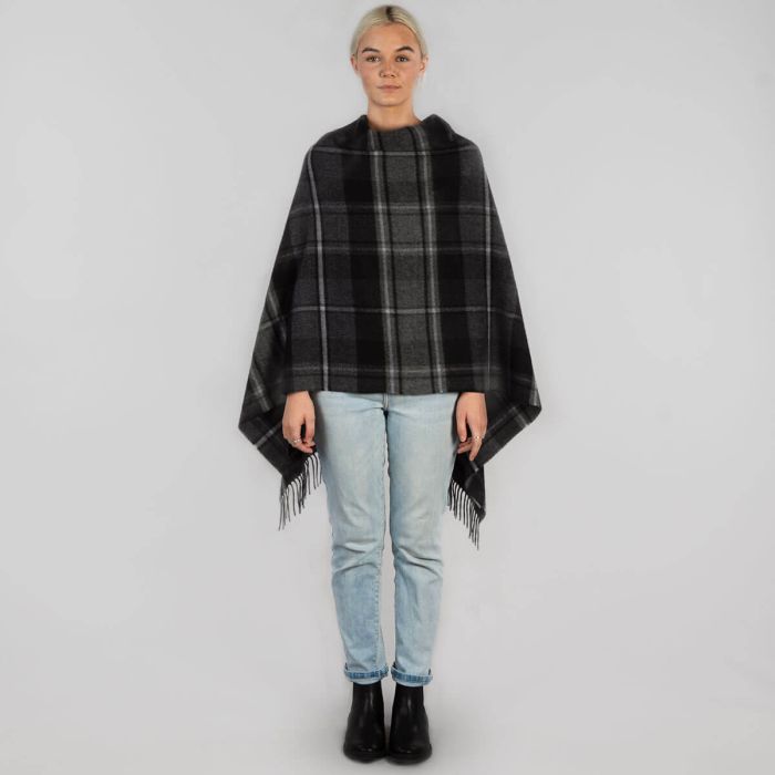 Lochcarron Of Scotland Georgia MacRae Hunting Grey Lambswool Poncho