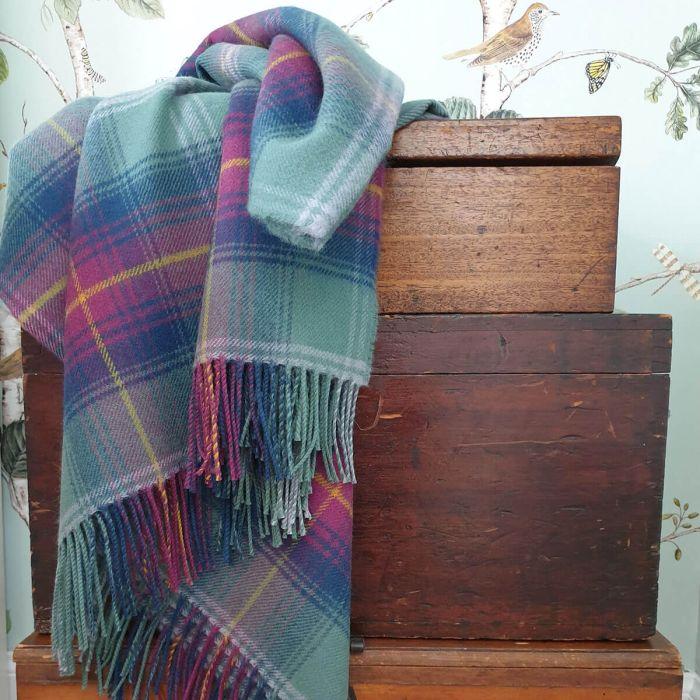 Lochcarron Of Scotland Hame Tartan Lambswool Blanket