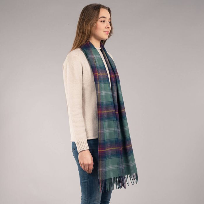 Lochcarron Of Scotland Hame Tartan Oversized Lambswool Scarf