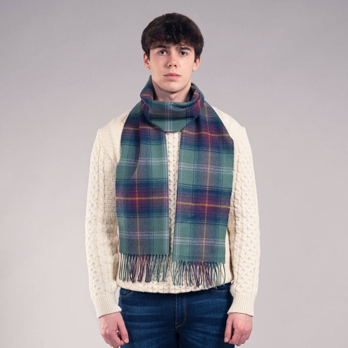 Lochcarron Of Scotland Hame Tartan Oversized Lambswool Scarf