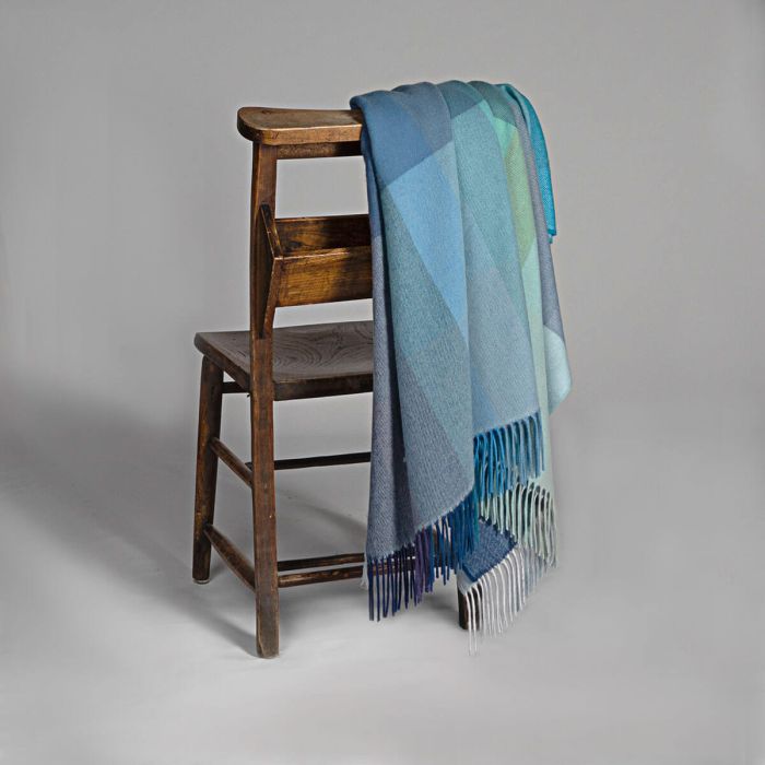 Lochcarron Of Scotland Innes Midnight Sky Check Luxury Cashmere Blanket