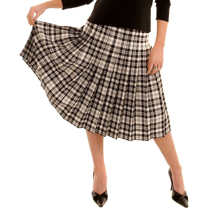 Lochcarron Of Scotland Ladies Tartan All-round Pleated Skirt