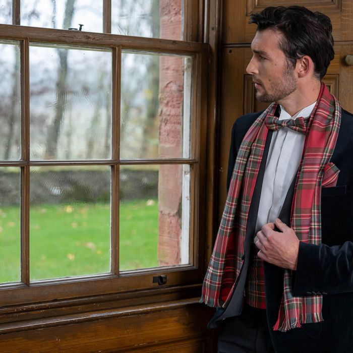 Lochcarron Of Scotland Made To Order Reiver Lightweight Tartan Scarf