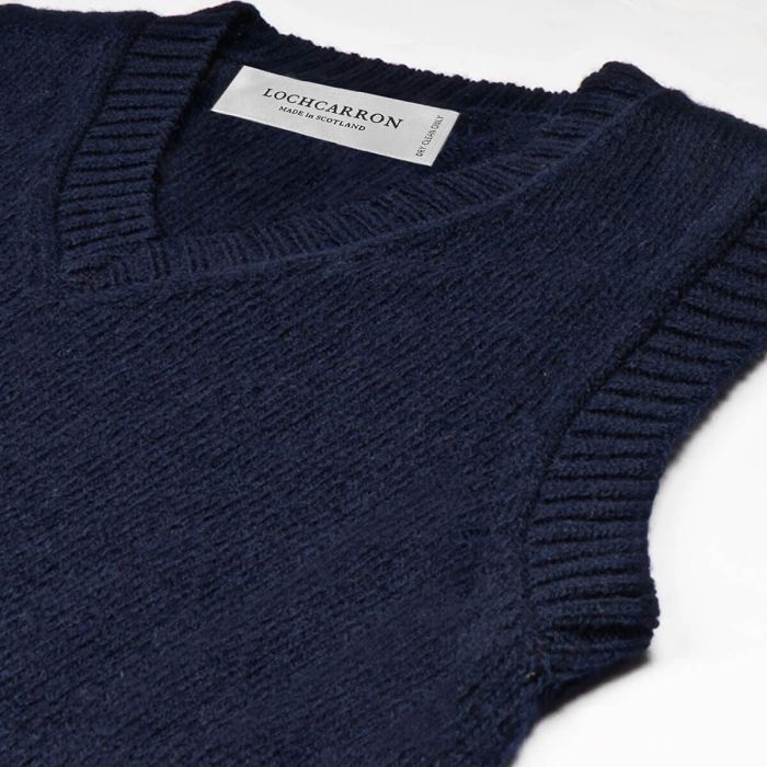 Lochcarron Of Scotland Men's Jack Navy Chunky Knitted Wool V Neck Slipover Vest
