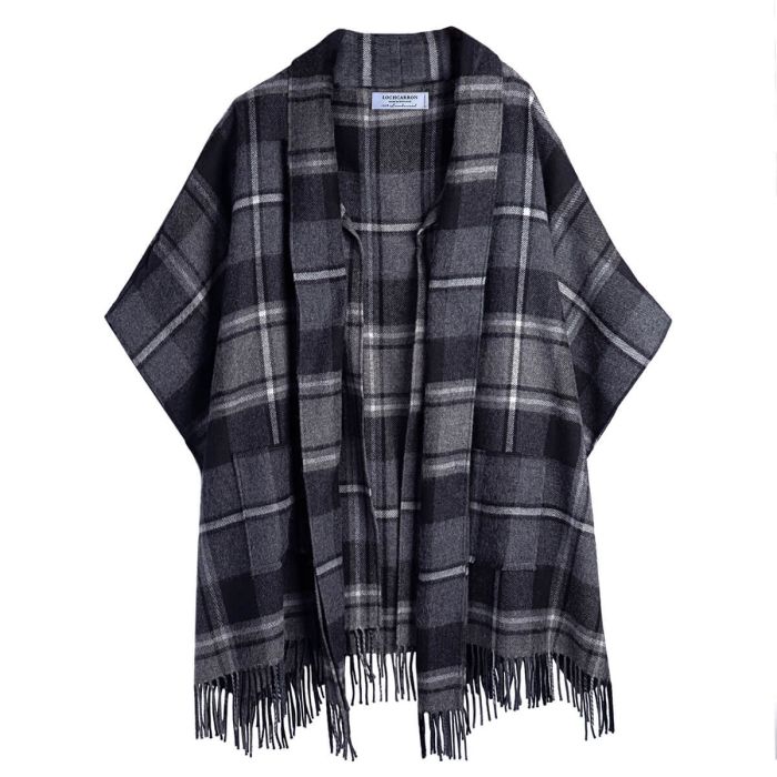 Lochcarron Of Scotland Robyn MacRae Hunting Grey Tartan Lambswool Jacket