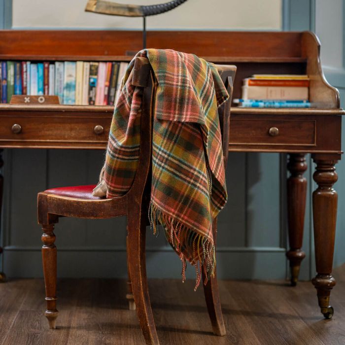 Lochcarron Of Scotland Scott Green Antique Tartan Lambswool Blanket