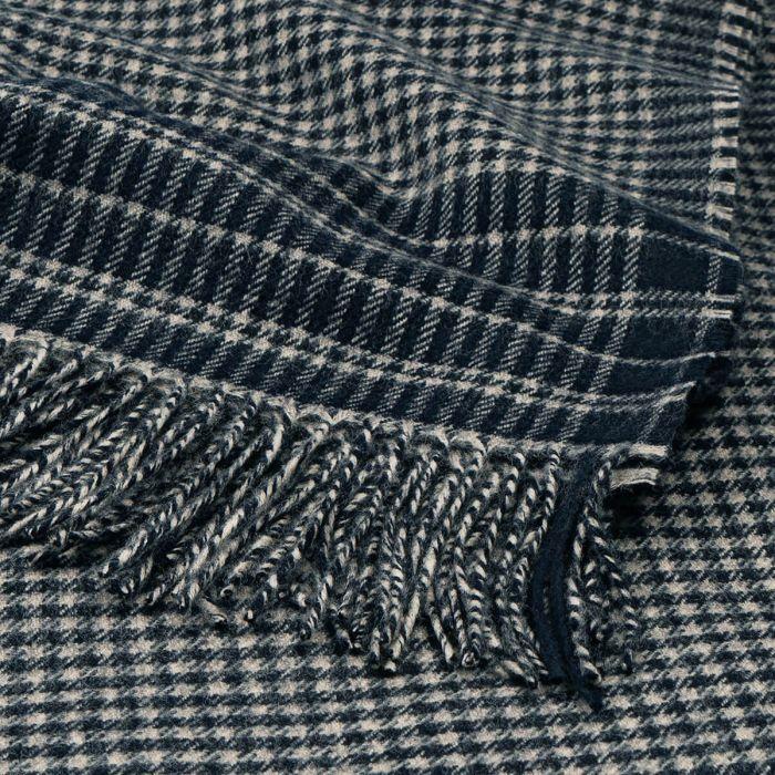 Lochcarron Of Scotland Shepherd Emsket Lambswool Blanket