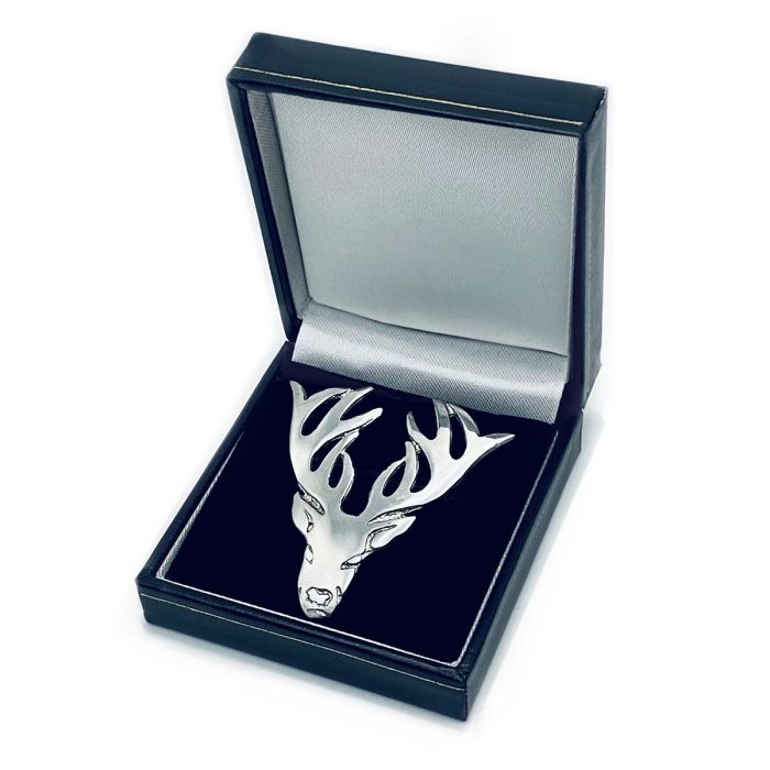 Lochcarron Of Scotland Stag Small Brooch In Polished Pewter