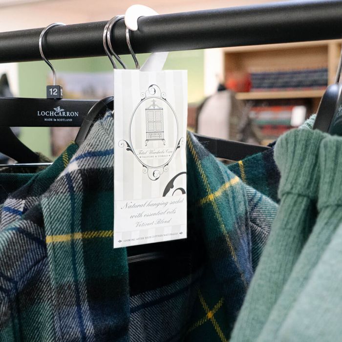 Lochcarron Of Scotland Vetivert Blend Essential Oils Anti Moth Natural Hanging Sachets - Pack Of 5