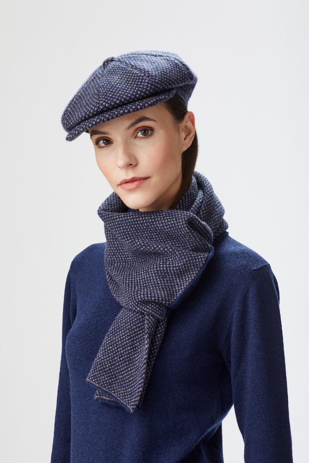 Lock & Co Hatters Whitebridge Cashmere Neck Warmer