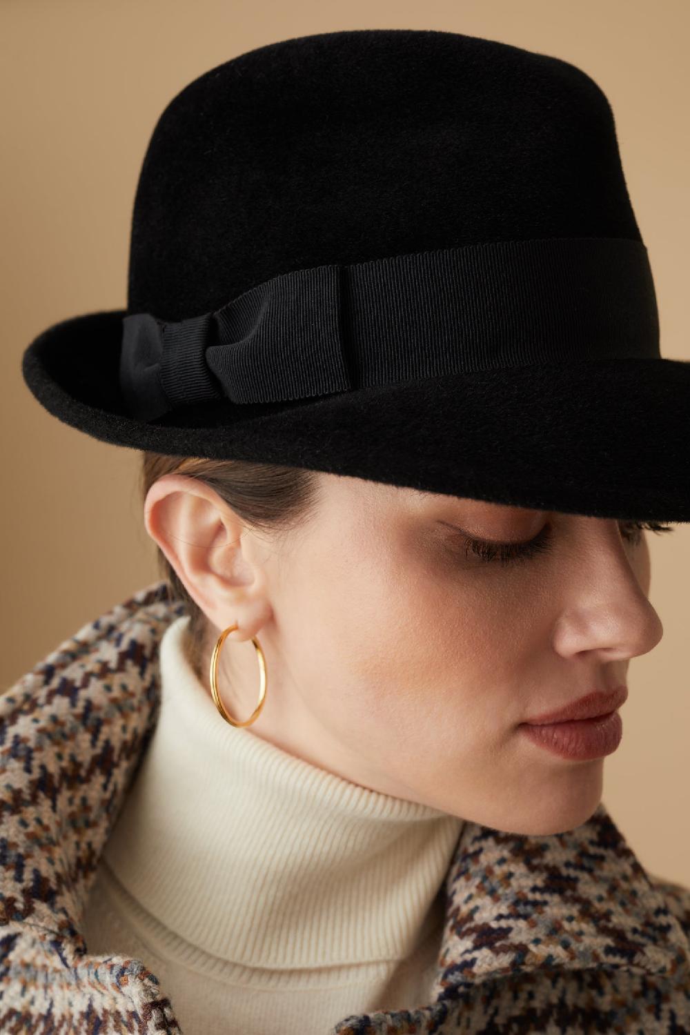 Lock & Co Hatters The Vesper Velour Felt Black Trilby Hat