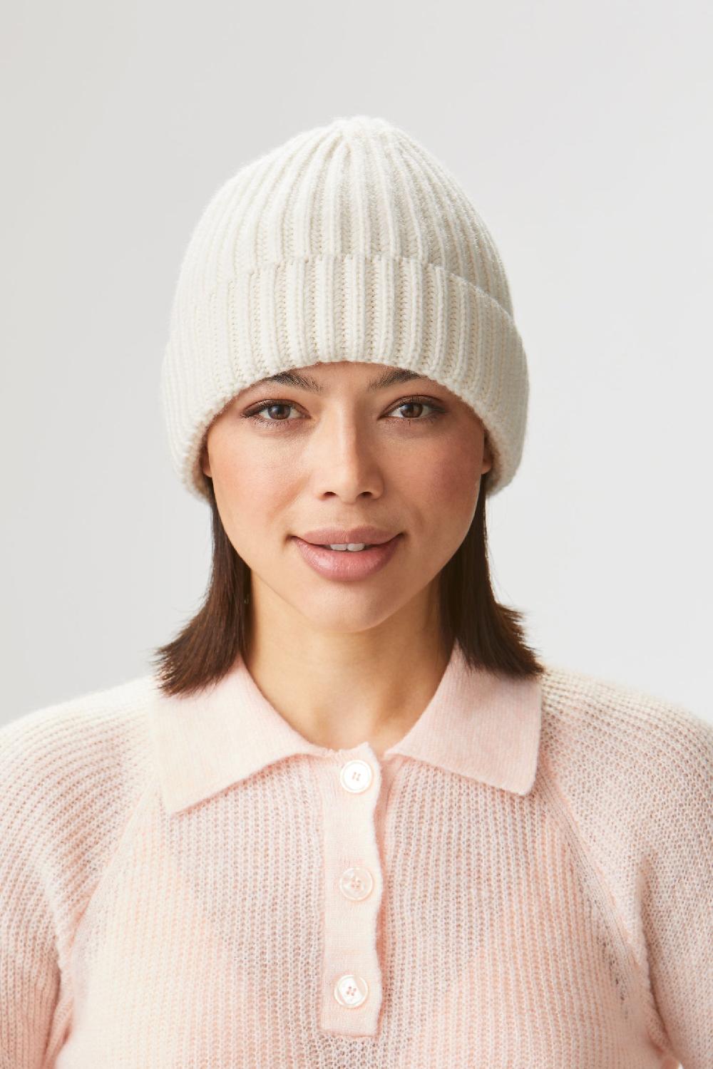 Lock & Co Hatters Unisex Rannoch Beanie In Cream Cashmere