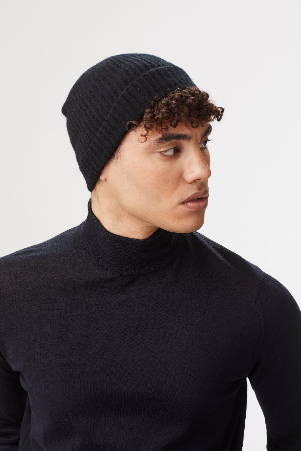 Lock & Co Hatters Unisex Ski Beanie In Black Cashmere