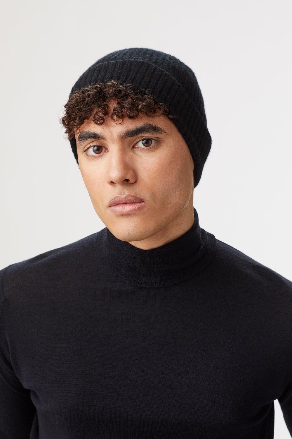 Lock & Co Hatters Unisex Ski Beanie In Black Cashmere
