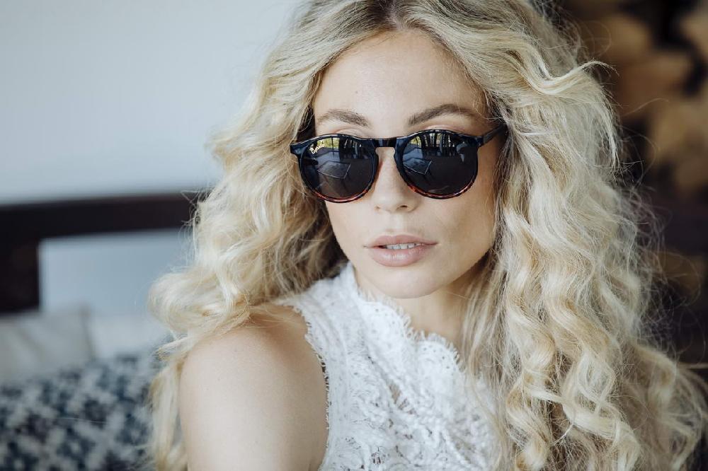 Locs Capraia Arilla – Sort Leopard Fade Stel Og Mørke Glas