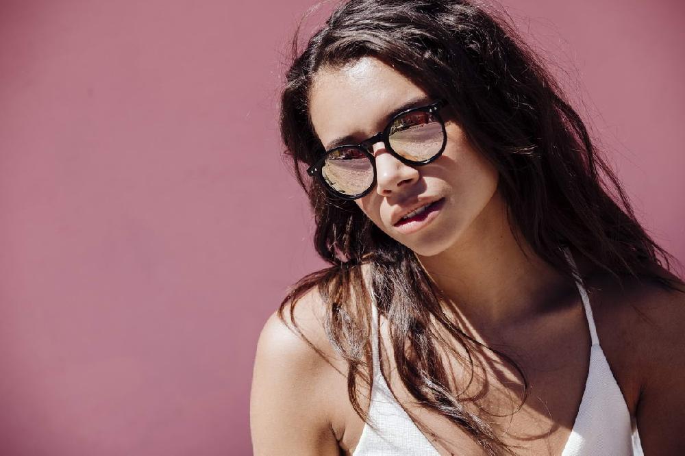 Locs Capraia Timorasso – Sort Stel Og Lyserøde Spejlglas