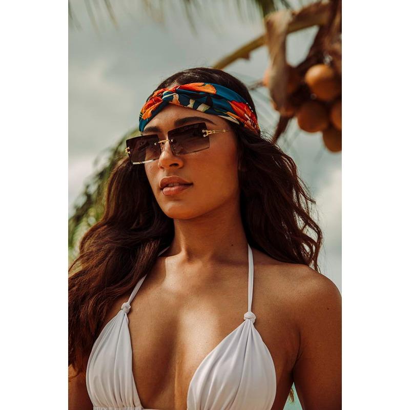 Locs Firkantede Y2K Solbriller Med Brune Fade Glas Og Guld Metal Stel | Costa Brava