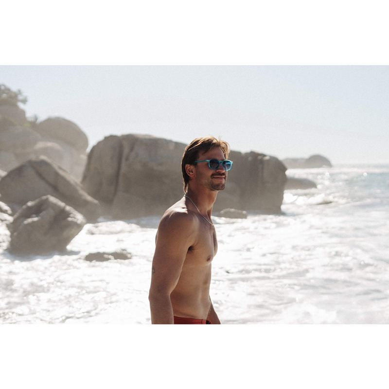 Locs Klassiske Transparente Blå Solbriller Med Blå Fade Glas | Costa Del Sol