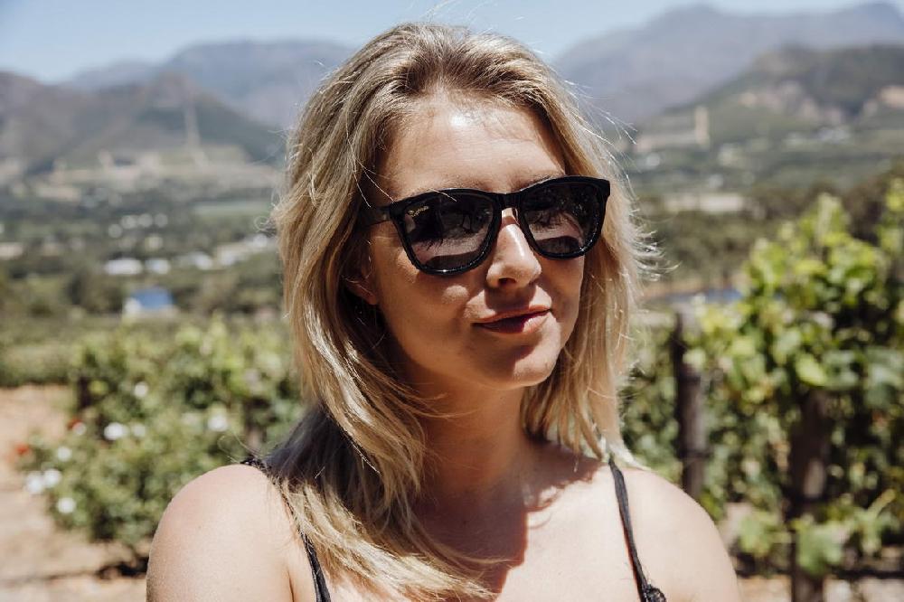 Locs Capraia Durella – Sort Stel Og Mørke Glas