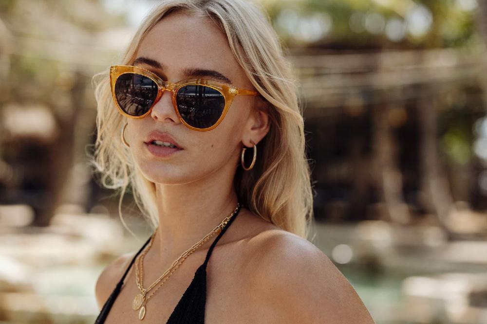 Locs Gule Cateye Dame Solbriller – Mørke Glas