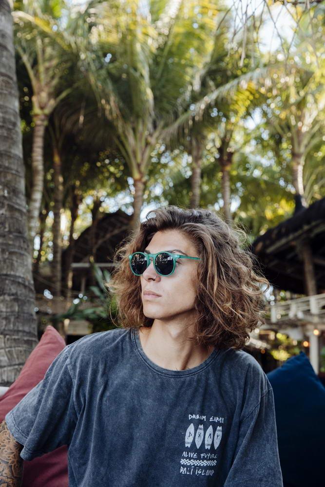 Locs Runde Matgrønne Solbriller – Mørke Glas