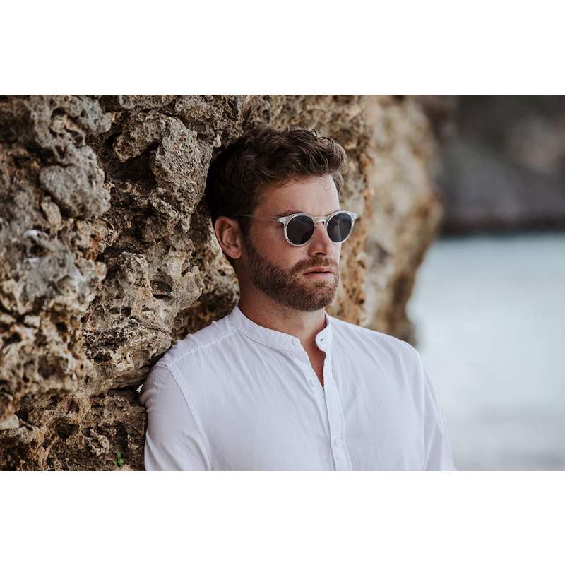 Locs Runde Transparente Solbriller – Mørke Glas