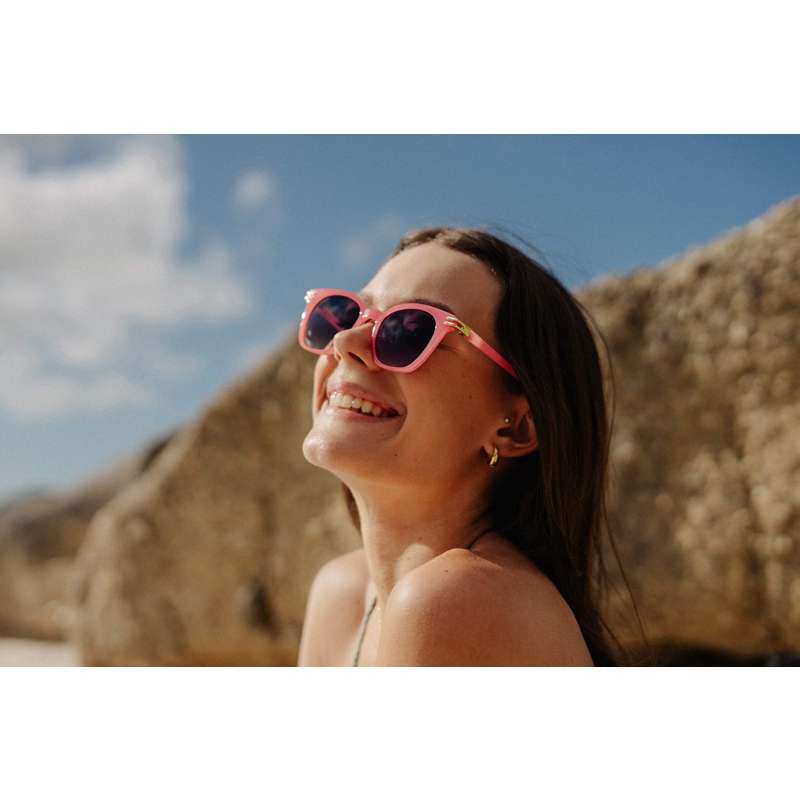 Locs Lyserøde Solbriller Med Metal Detaljer | Alicante – Mørke Glas