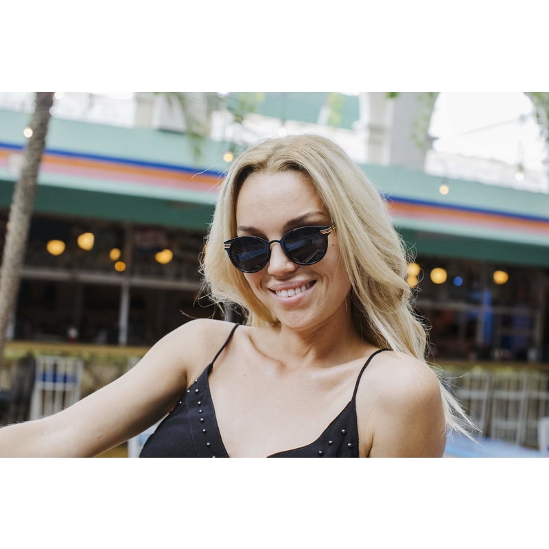 Locs Runde Sorte Solbriller Med 3 Striber – Mørke Glas