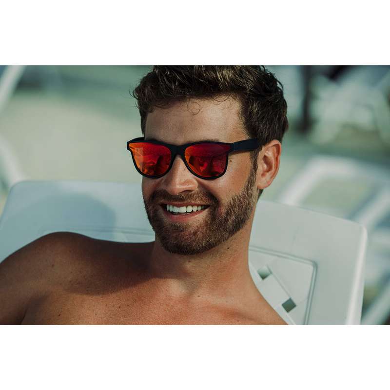 Locs Sorte Fashion Wayfarer Solbriller – Røde Spejlglas