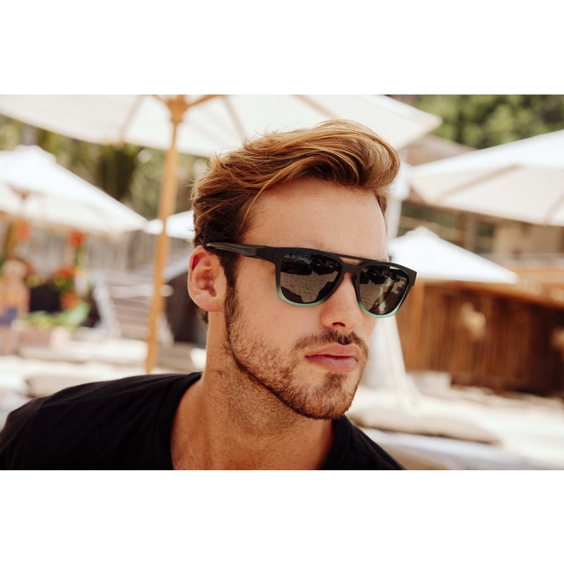 Locs Sorte Og Blå-grønne Fade Millionaire Style Solbriller – Mørke Glas