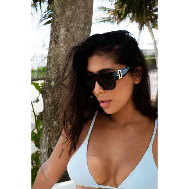 Locs Store Sorte Solbriller Med Metal Detaljer | Salamanca – Mørke Glas