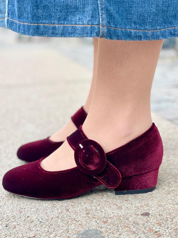Lola Ramona Alice Velvet Memoir